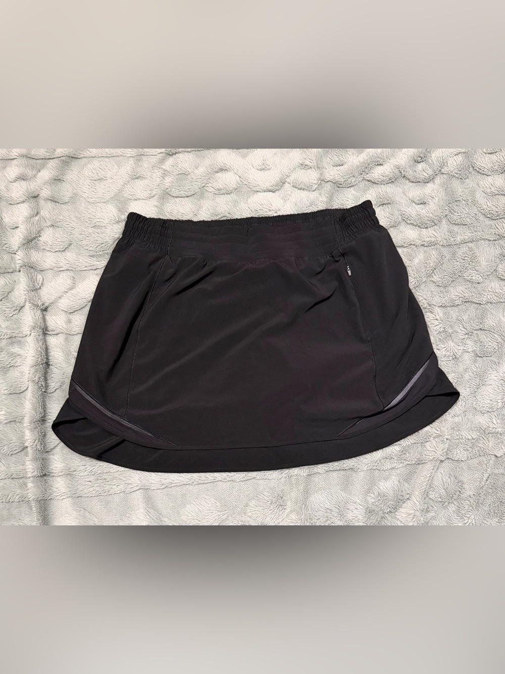 Lululemon Hotty Hot High-Rise Skirt | Size 14 | Good Condition